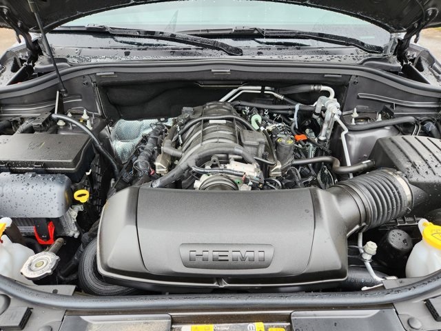 Vehicle image 19 of 30