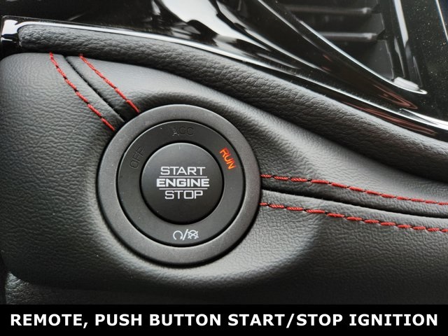 Vehicle image 10 of 30