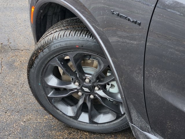 Vehicle image 20 of 30