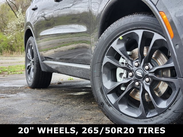 Vehicle image 13 of 30