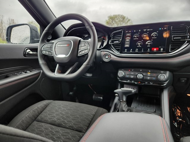Vehicle image 23 of 30