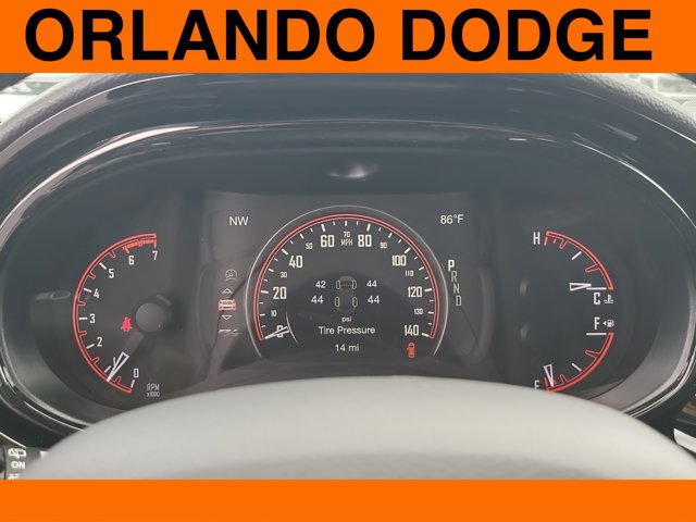 Vehicle image 15 of 23