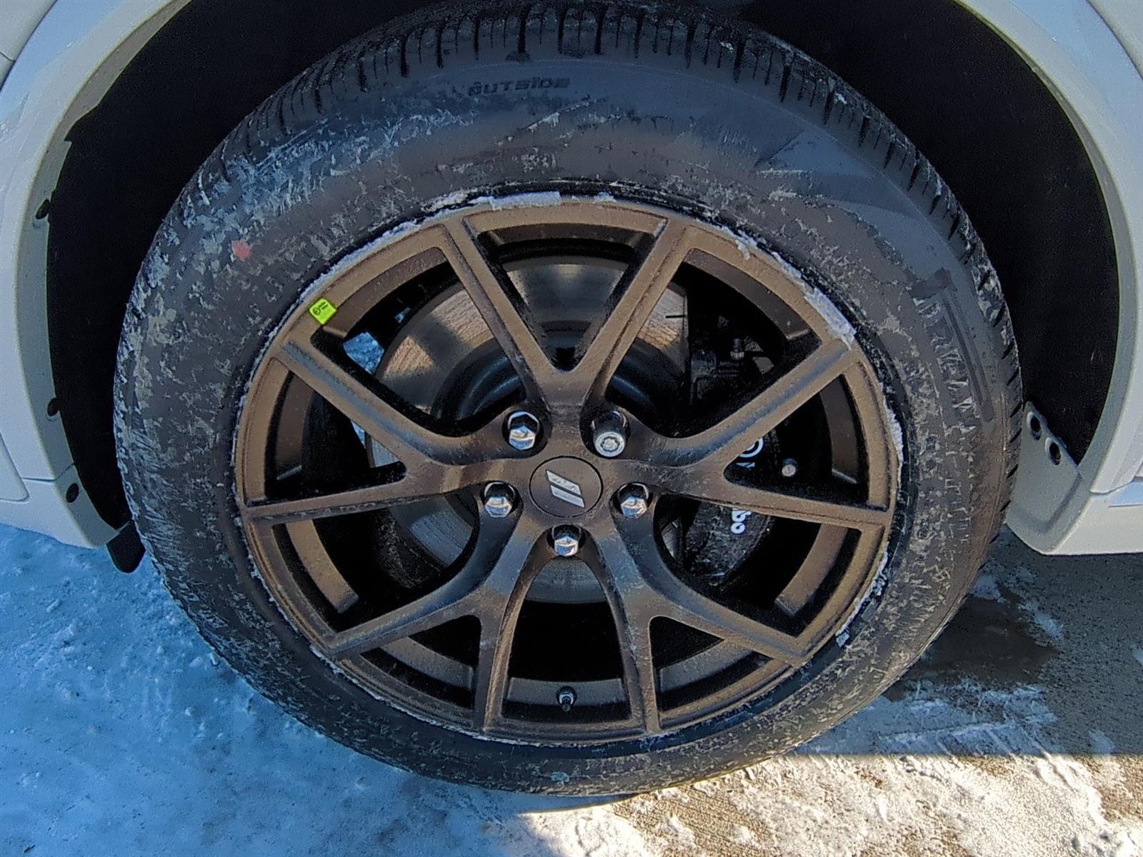 Vehicle image 12 of 35
