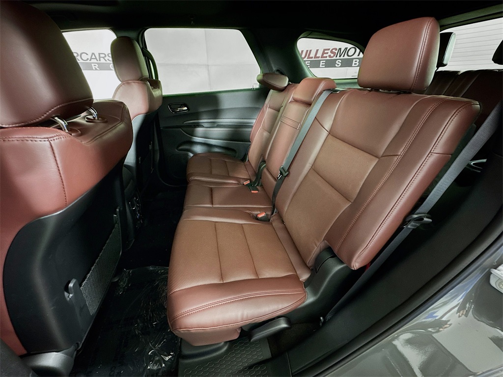 Vehicle image 26 of 36