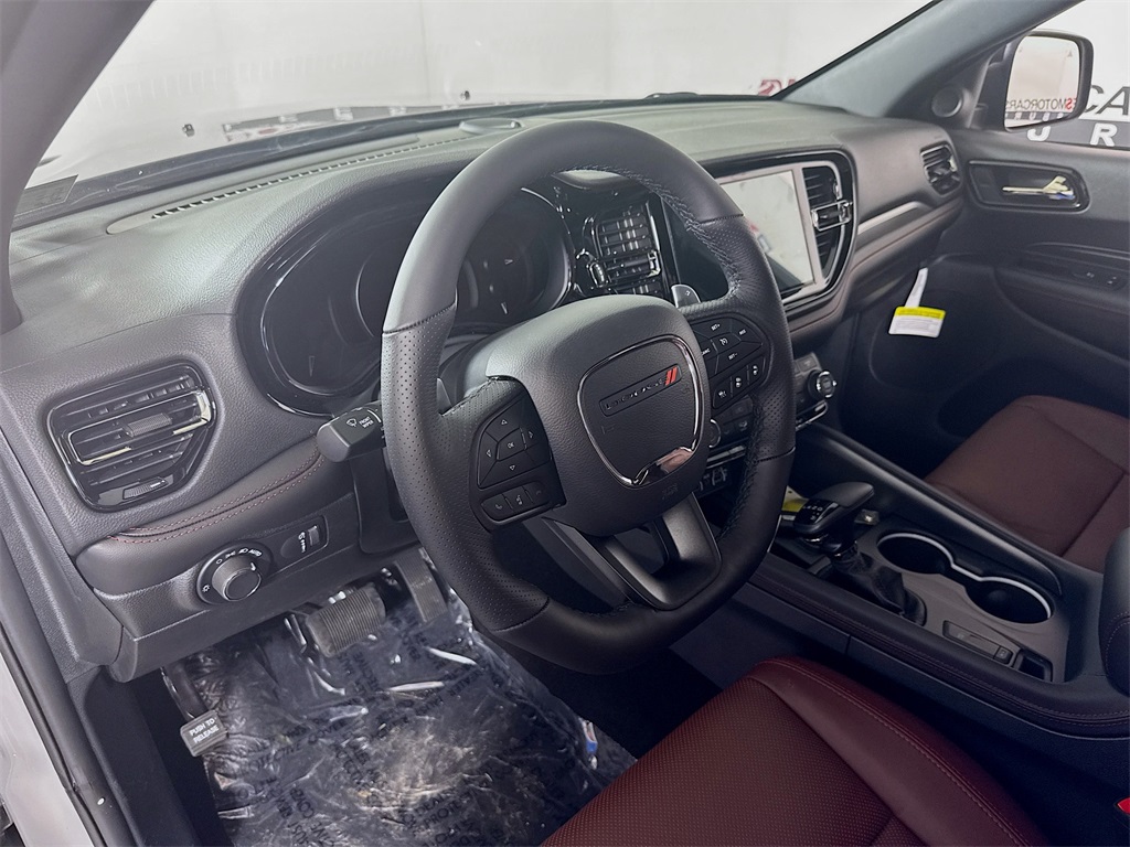 Vehicle image 9 of 36