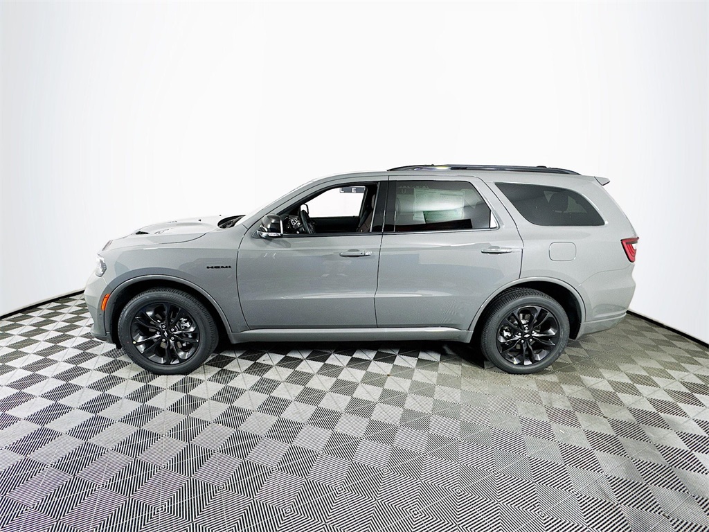 Vehicle image 8 of 36