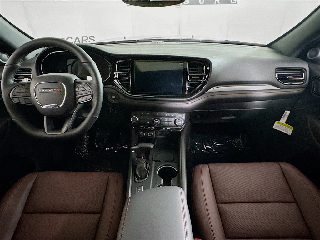 Vehicle image 33 of 36