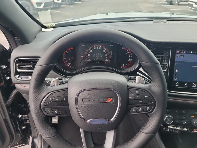 Vehicle image 22 of 24