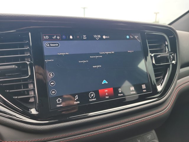 Vehicle image 18 of 24