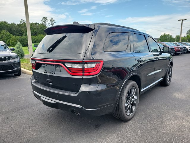 Vehicle image 6 of 24