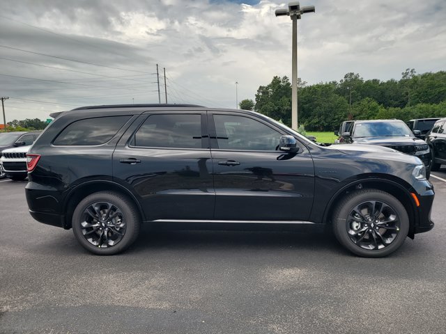 Vehicle image 5 of 24