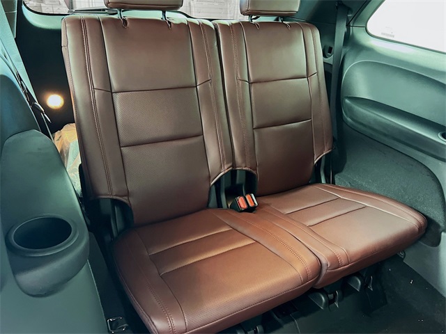 Vehicle image 13 of 38