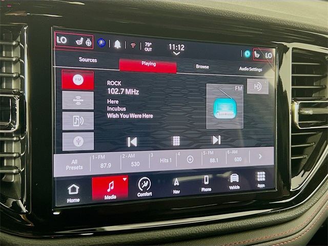 Vehicle image 23 of 38