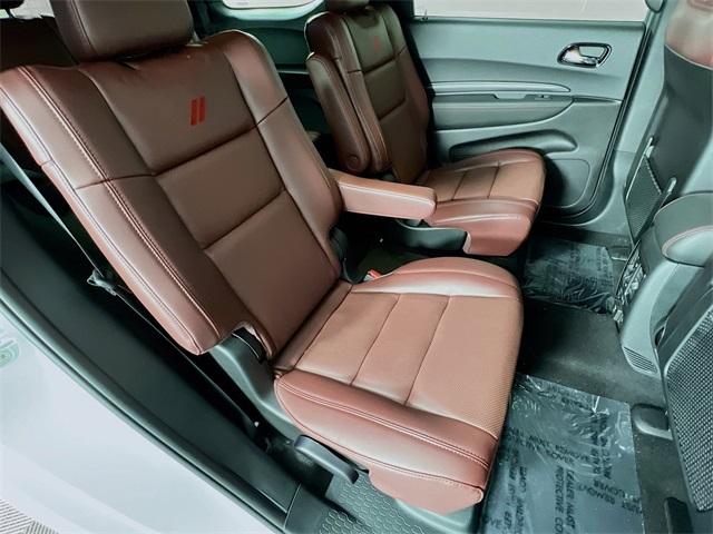Vehicle image 11 of 38