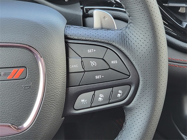 Vehicle image 29 of 37