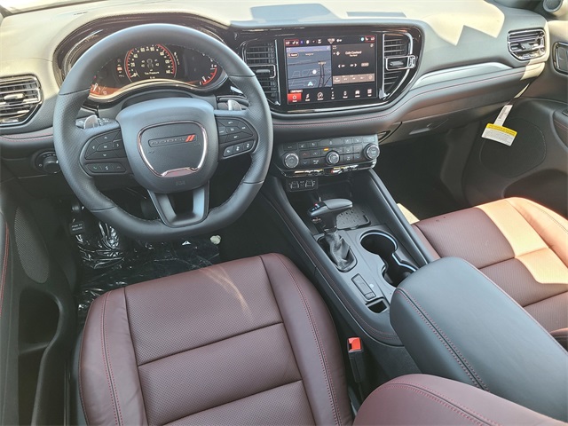 Vehicle image 33 of 41