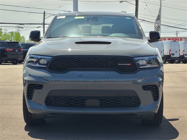 Vehicle image 2 of 41