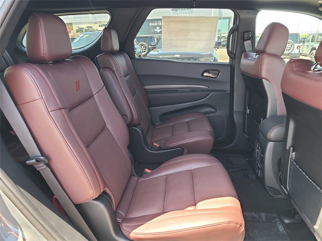 Vehicle image 17 of 41
