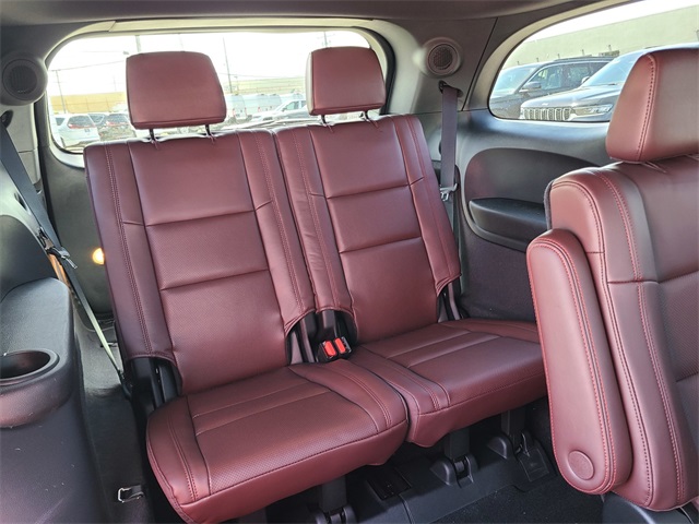 Vehicle image 16 of 41