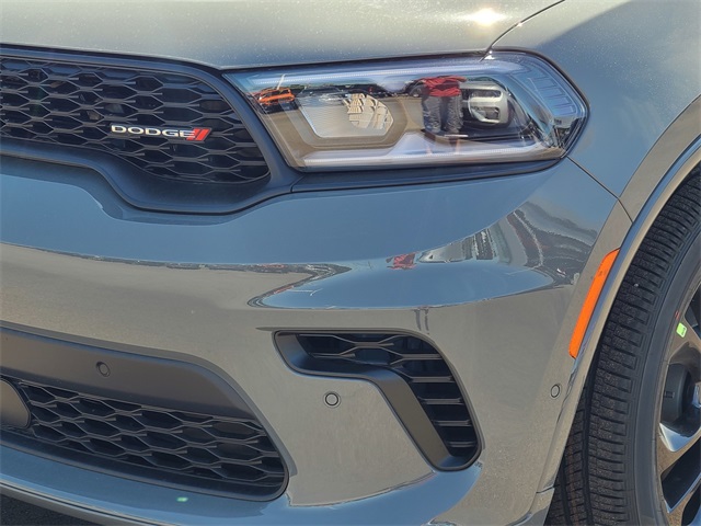 Vehicle image 11 of 41