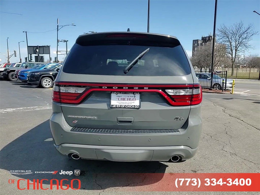 Vehicle image 8 of 25