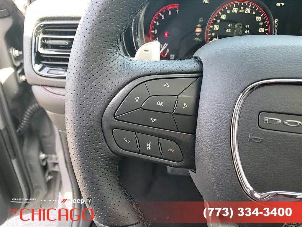 Vehicle image 17 of 25