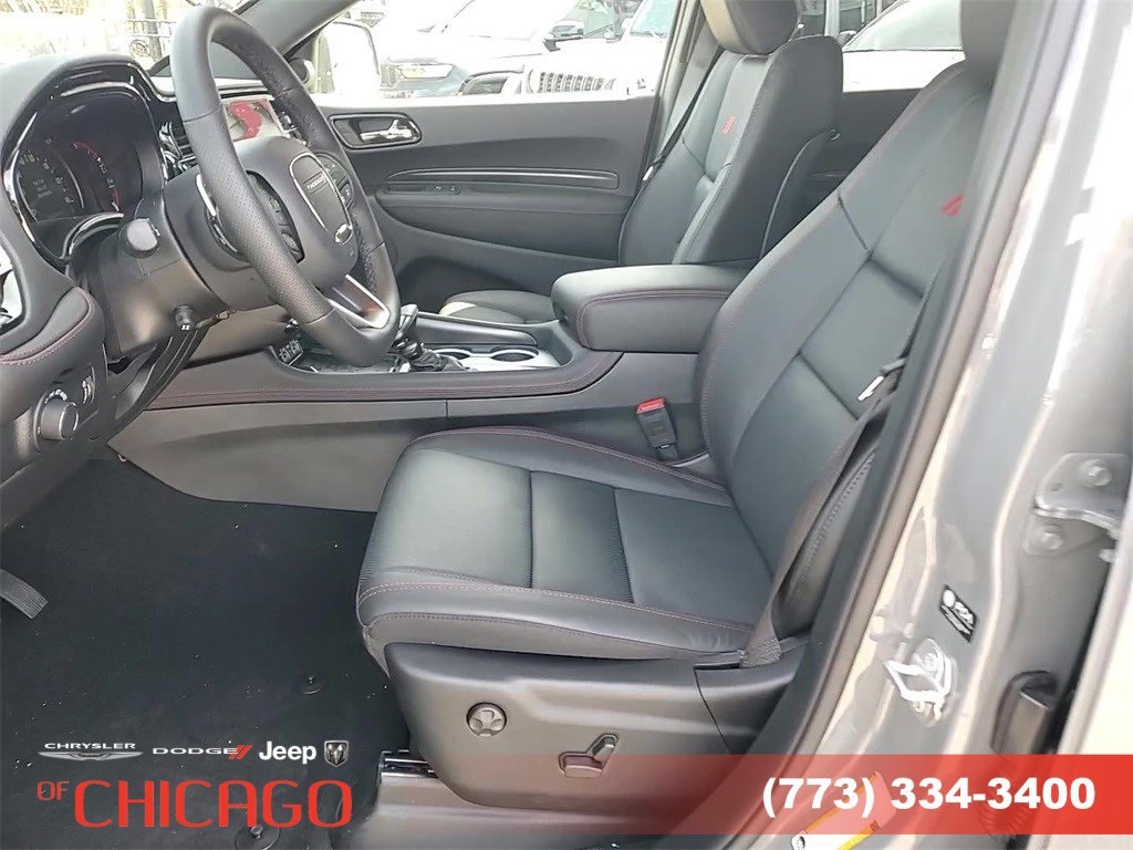Vehicle image 15 of 24