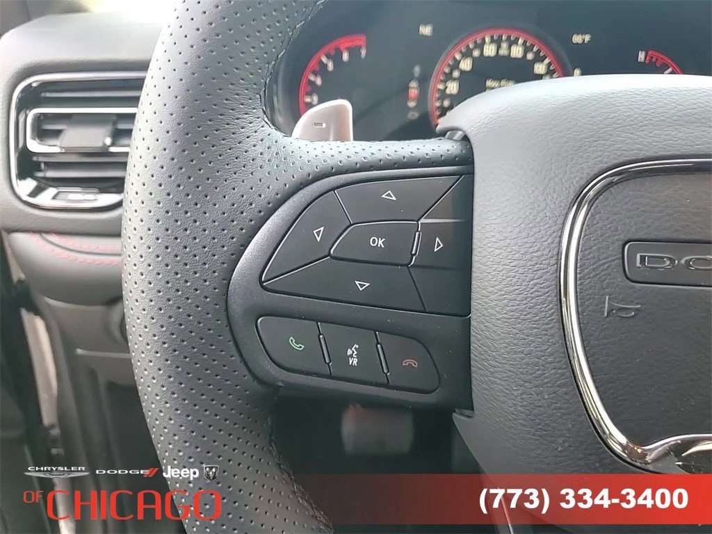Vehicle image 20 of 24