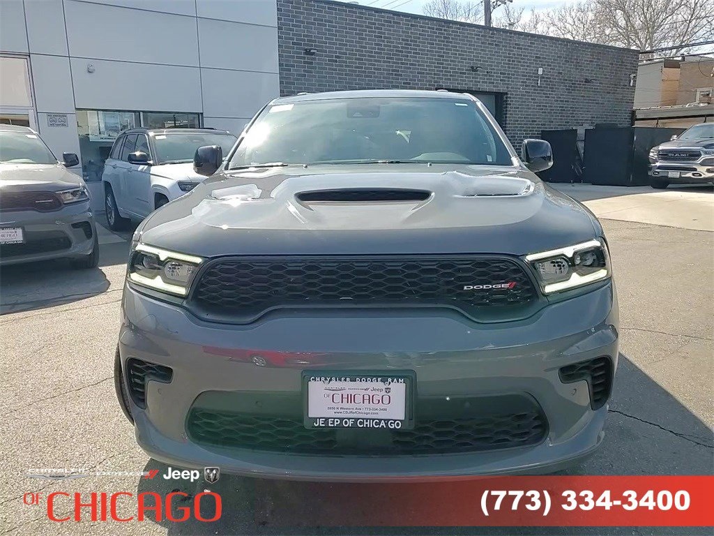 Vehicle image 4 of 24