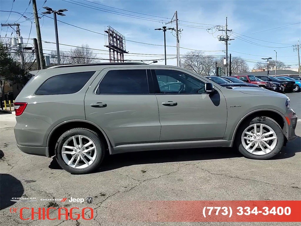 Vehicle image 7 of 24