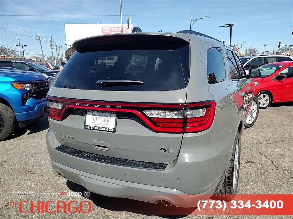 Vehicle image 6 of 24