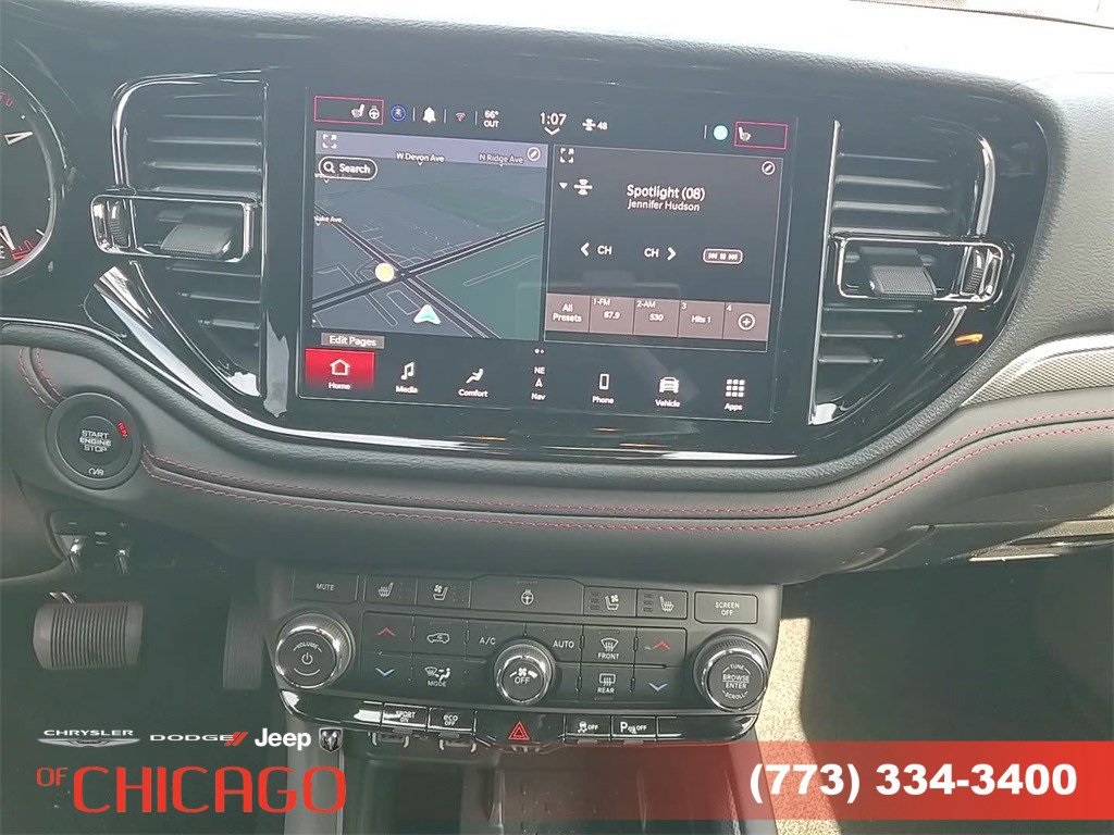 Vehicle image 18 of 24