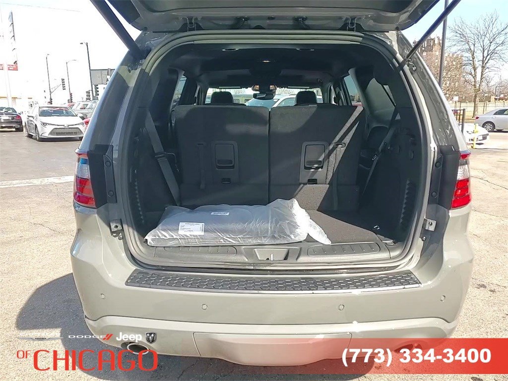 Vehicle image 13 of 24