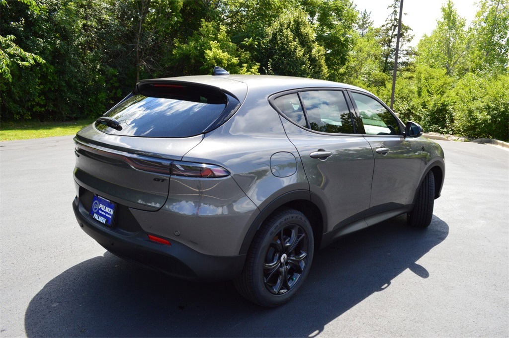 2025 Dodge Hornet GT Image 6 of 34