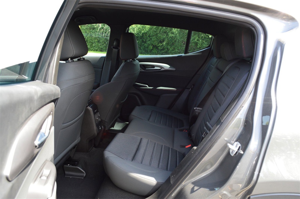 2025 Dodge Hornet GT Image 15 of 34