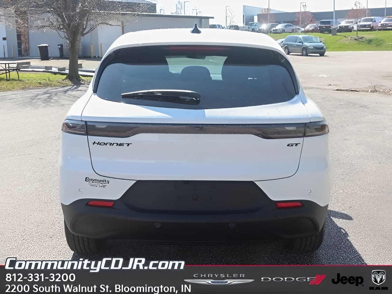 Vehicle image 27 of 29