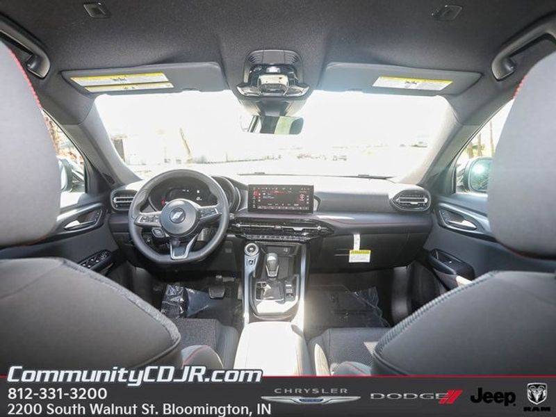 Vehicle image 20 of 29