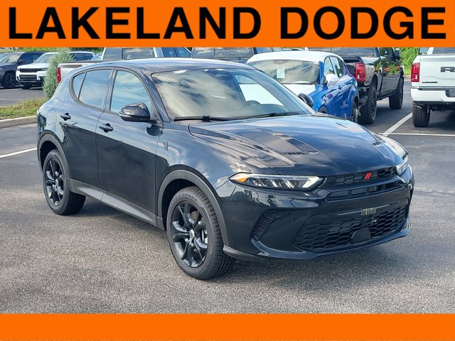 Vehicle image 3 of 21