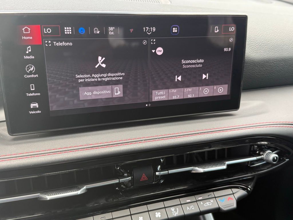 2025 Dodge Hornet GT Image 16 of 34