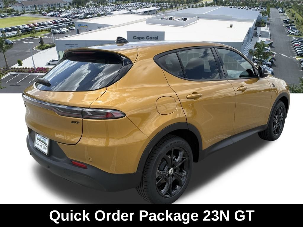 2025 Dodge Hornet GT Image 5 of 34