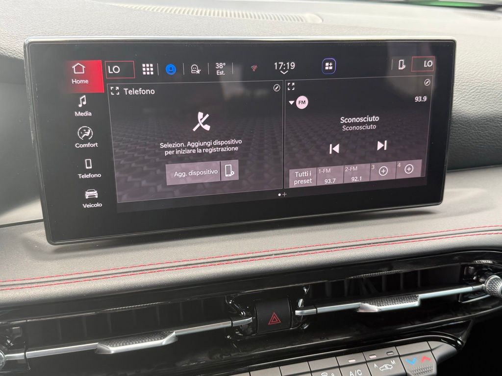 2025 Dodge Hornet GT Image 15 of 34