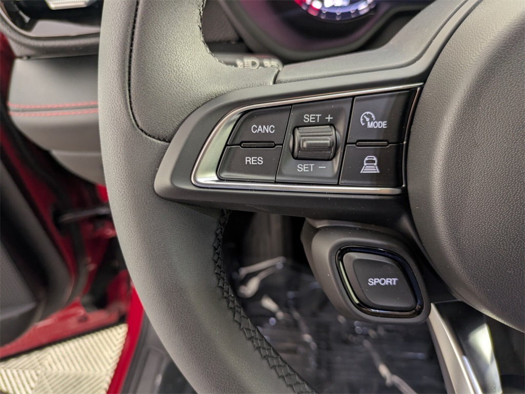 2025 Dodge Hornet GT Image 17 of 24