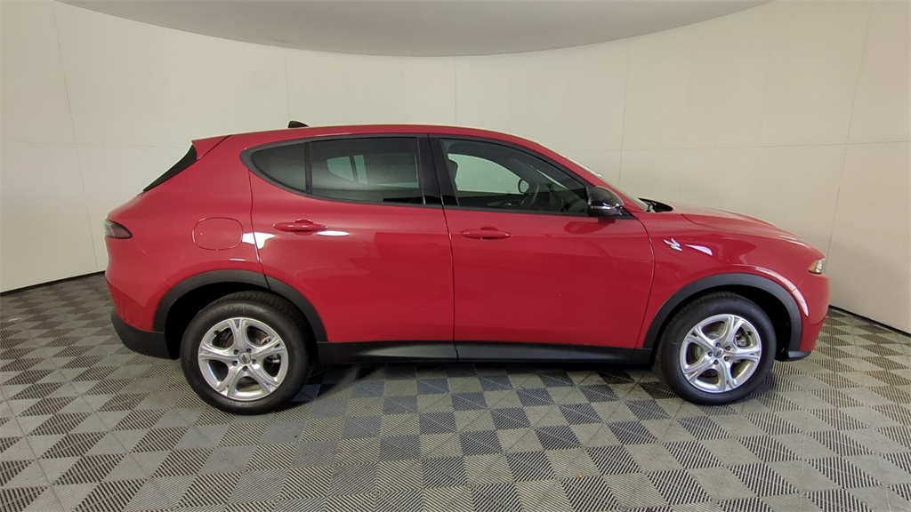 2025 Dodge Hornet GT Image 4 of 24