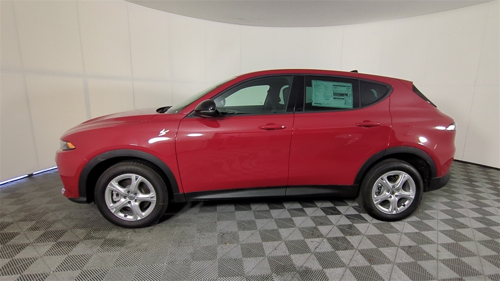 2025 Dodge Hornet GT Image 7 of 24