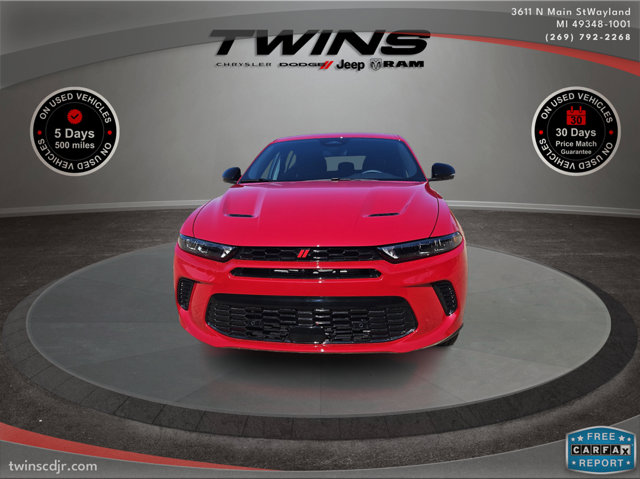 Vehicle image 4 of 57