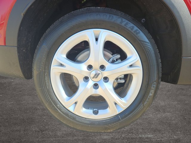 Vehicle image 33 of 57