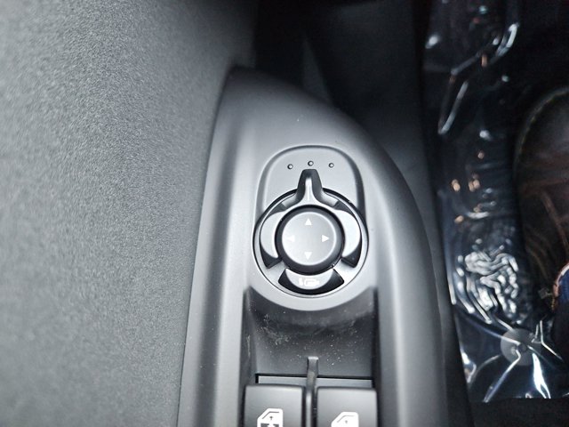 Vehicle image 53 of 57