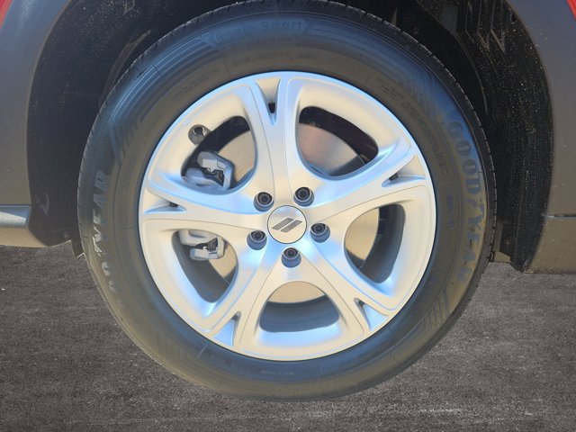 Vehicle image 35 of 57