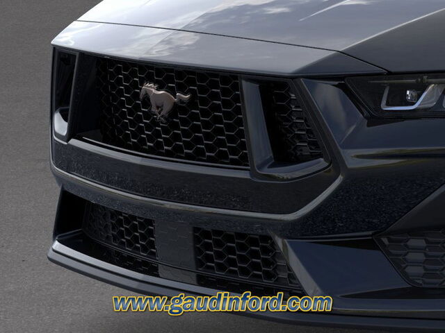Vehicle image 18 of 23
