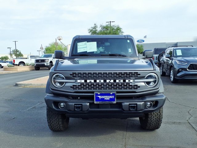 2025 Ford Bronco Badlands Image 2 of 25